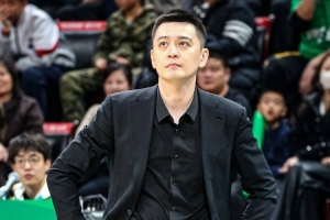 杨鸣:教练是弱势群体 职业队主帅和国家队教练都没那么大的权利